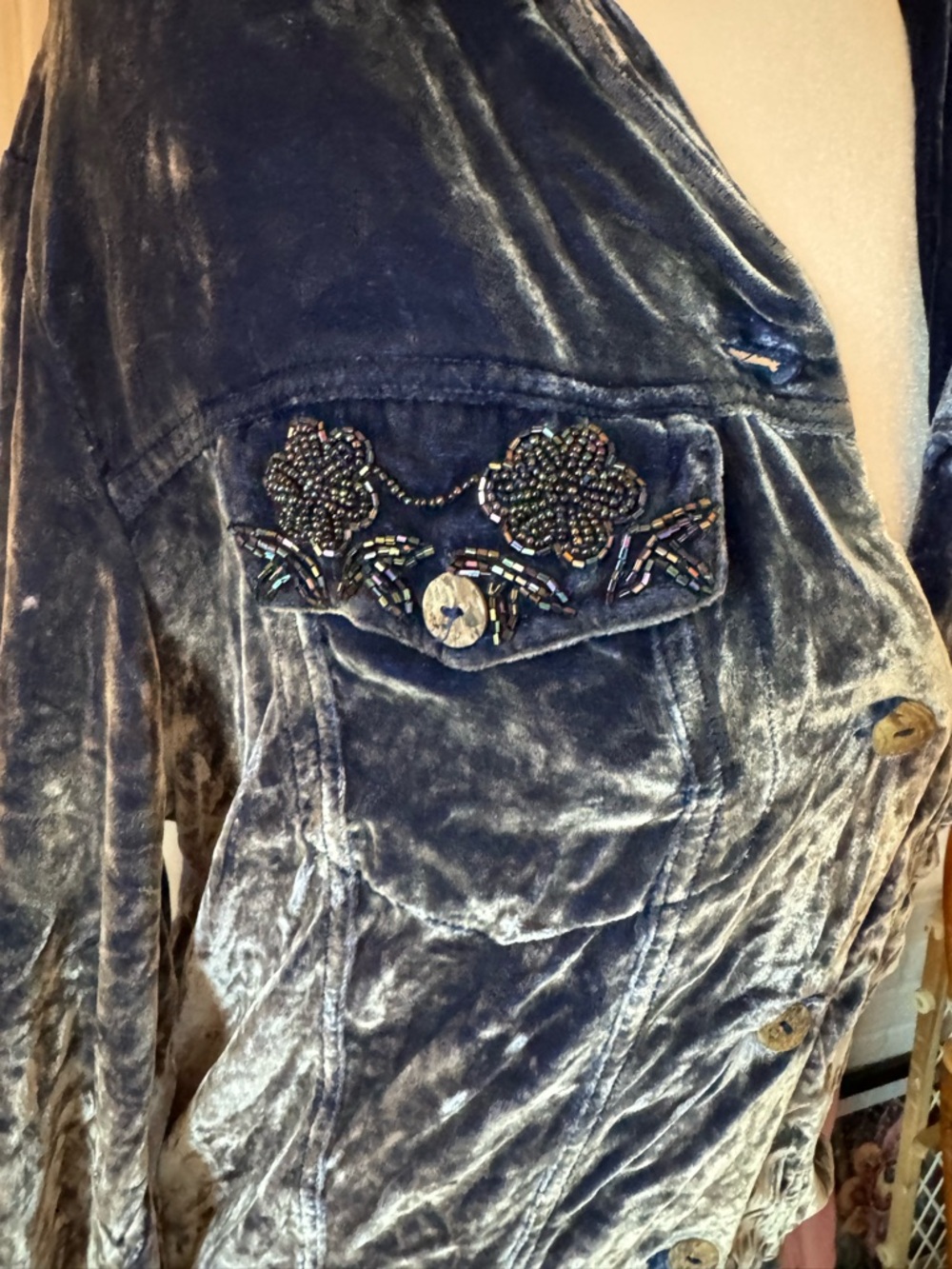 Citron Crushed Velvet Button-Front blouse in Navy - Picture 2 of 6